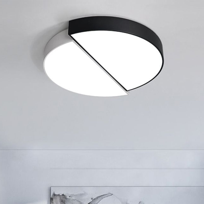 Modern Round Led Flush Mount Lighting With Minimalist Black And White Acrylic Design