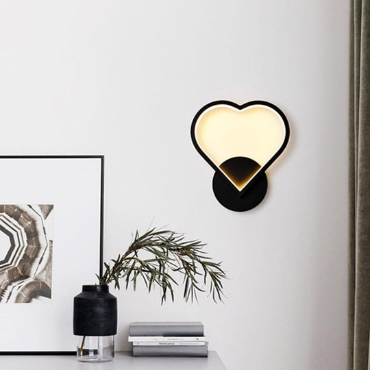 Contemporary Led Wall Light Fixture - Geometrical Aluminum Bedside Lamp Black / Loving Heart