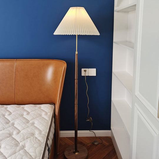 Minimalist White Fabric Floor Lamp - 1-Light Standing Light For Living Room