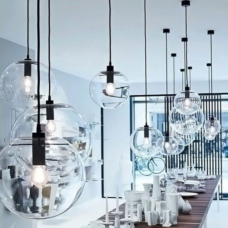 Minimalist Clear Glass Globe Pendant Light For Restaurants