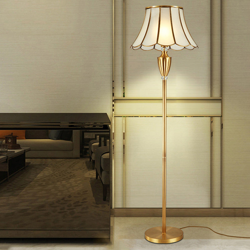 Brass Traditional Stand Up Lamp With Scalloped Glass Shade And Single Bulb Floor Lighting