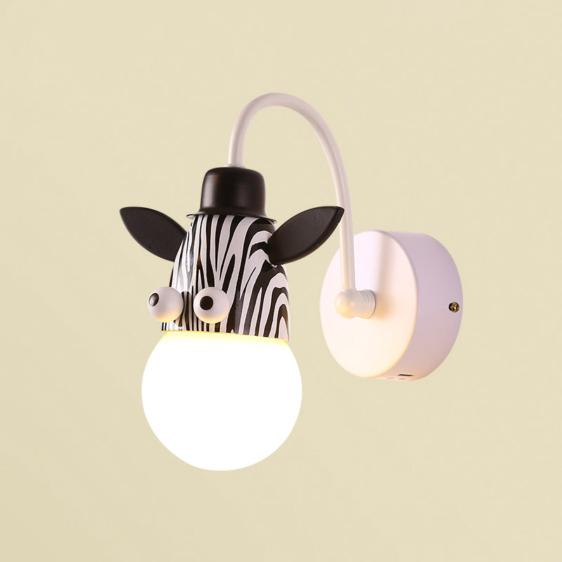 Kids Animal Sconce Lamp: Metallic 1 Bulb Wall Mount Lighting For Childrens Bedroom In White / Horse