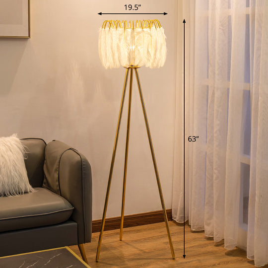 Postmodern Feather Fringe Floor Lamp With Tripod Stand - Ideal Lighting For Living Room White