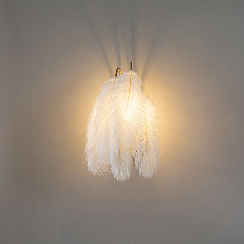 Minimalist Feather Wall Mount Light For Hallway - Small 1-Light Sconce White