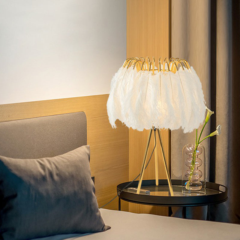 Feather Night Light: Elegant 1-Light Gold Table Lamp With Tripod Stand
