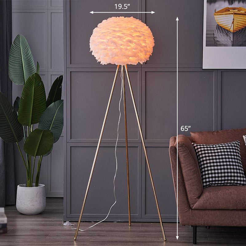 Nordic Feather Tripod Floor Lamp - Elegant Globe Light For Living Room Pink