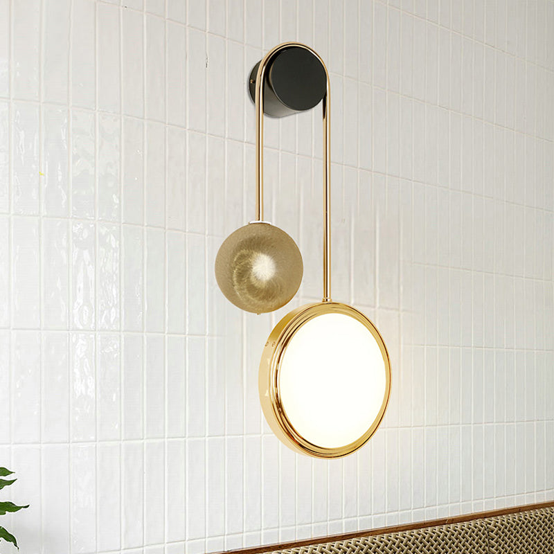 Modern Brass Wall Mount Led Sconce Light - Artistic Circle Design For Living Room