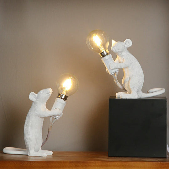 Kids Style Mouse Shaped Table Lamp Resin Bedside Night Light For Decoration