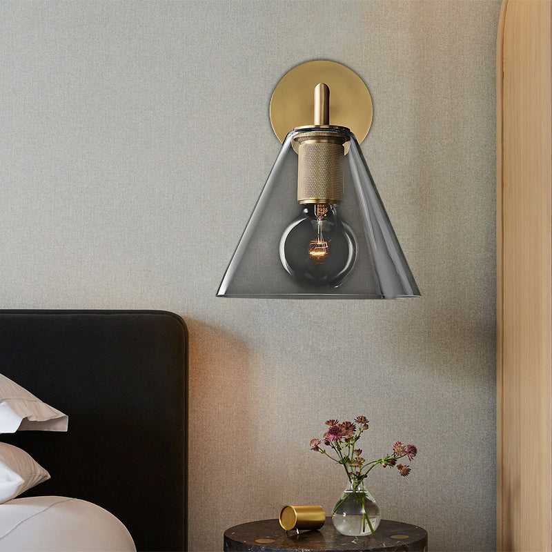 Minimalistic Brass Wall Sconce With Clear Glass For Bedside Lighting