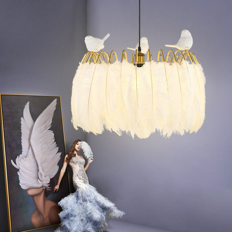 Nordic White Feather Pendant Light - Single-Bulb Suspended Lighting for Bedroom