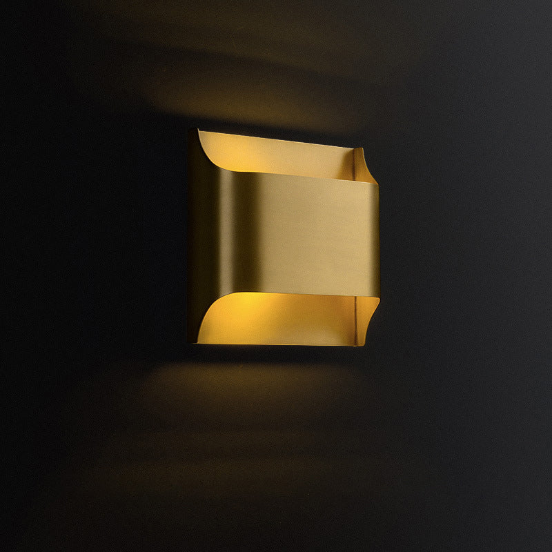 Golden Flush Wall Sconce - Modern Metal Light For Stairs Gold / 10