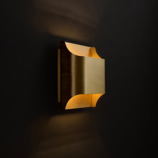 Golden Flush Wall Sconce - Modern Metal Light For Stairs Gold / 8