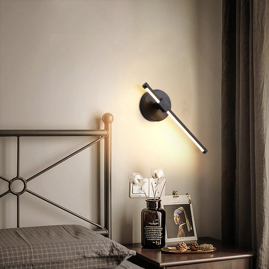 Metallic Led Stick Wall Sconce - Minimalist Bedside Lighting Solution Black / Warm