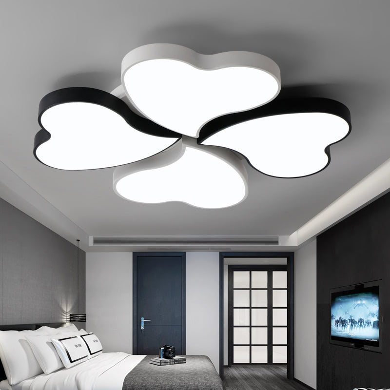 Nordic Led Metal Clover Shaped Flush Mount Lighting For Bedroom In Black-White Ceiling Light