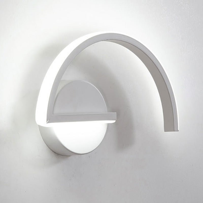 Sleek Metal Led Wall Sconce For Minimalistic Bedroom Lighting White /