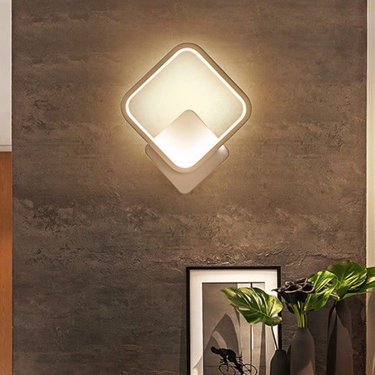 Halo Led Wall Sconce Lighting - Minimalistic Acrylic Light In White For Living Room / Warm Square