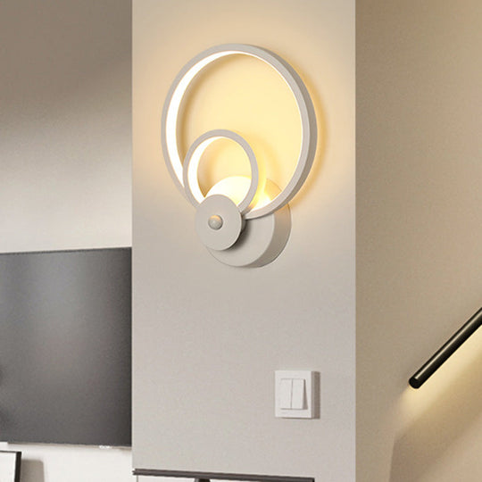 Sleek White Geometric Led Wall Sconce For Stairway - Simplicity & Style / Double Circle