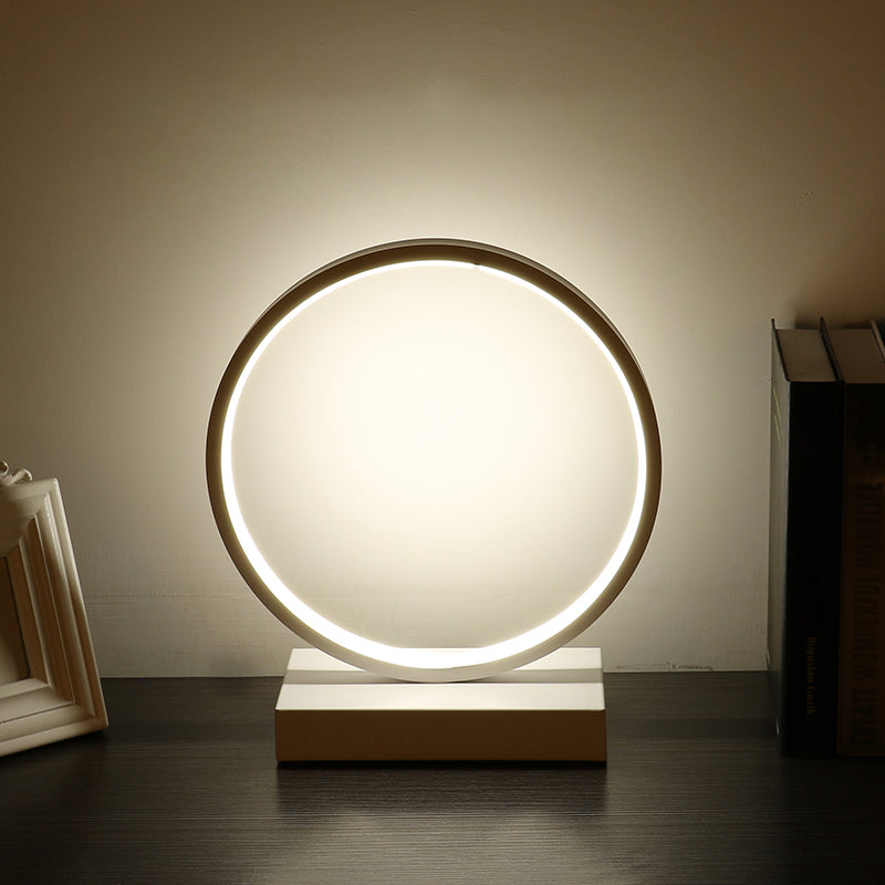 Simplicity Led Night Light Metal Bedroom Table Lamp With Rectangular Base White / Warm Circle