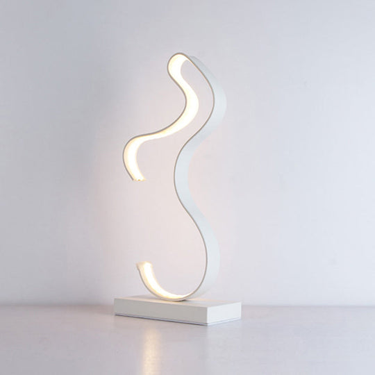 Minimalist Aluminum Led Table Light For Living Room With Line Art Night Lighting White / 3 Color