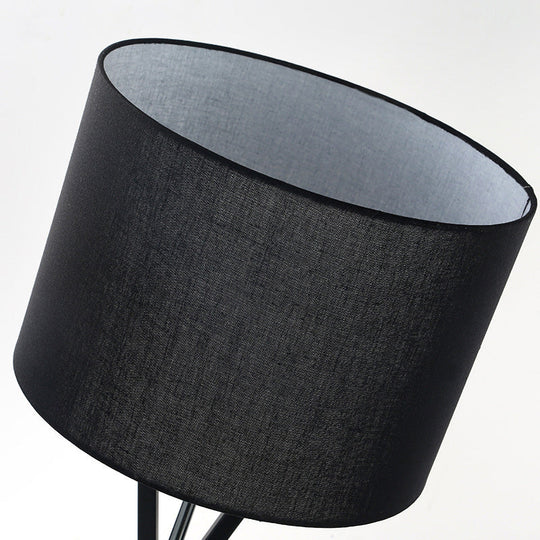 Black/White Drum Desk Lamp - Traditional Fabric 1-Light Bedroom Reading Light