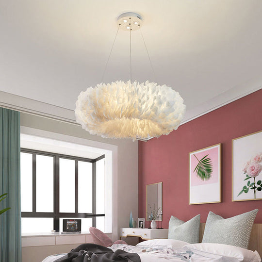 Modern White Feather Hanging Pendant Light For Bedroom