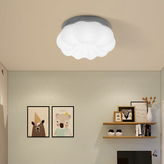 Whimsical Kids' Room Illumination: LED Plastic Cloud Flush Mount Ceiling Light in White
