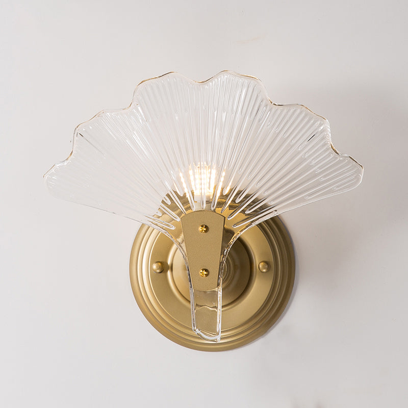 Ginkgo Leaves Wall Light - Modern Decorative Clear Glass Sconce Lighting In Brass 1 /
