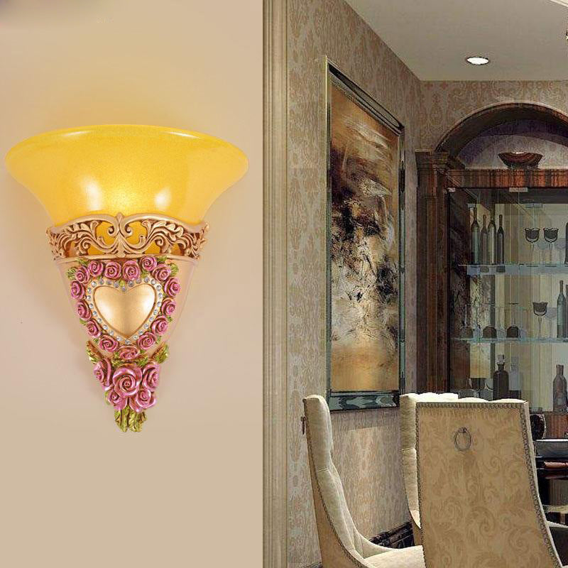 Colonial Style Yellow Glass Wall Sconce Light With Trumpet Shape Bulb