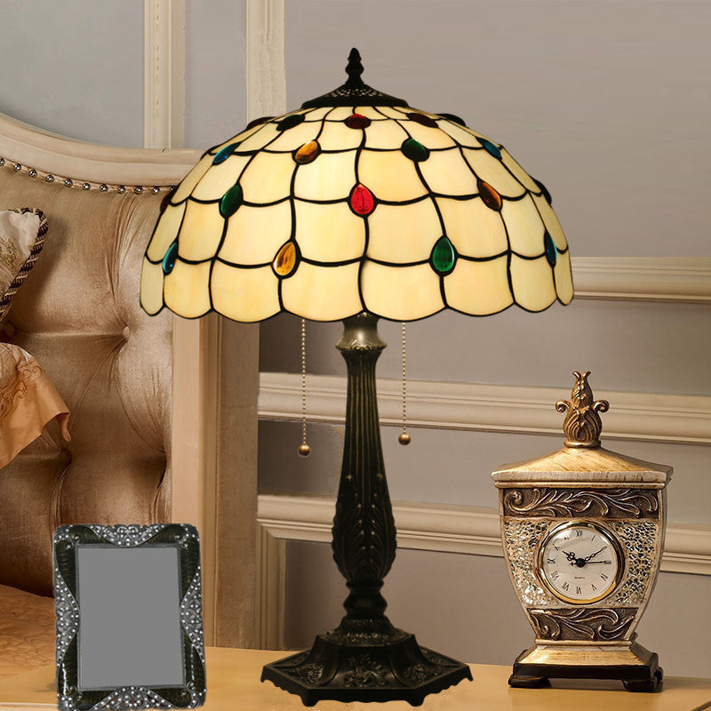Tiffany Style Beaded Table Light With Stained Glass Shade Antique Brass Nightstand Lamp For Bedside