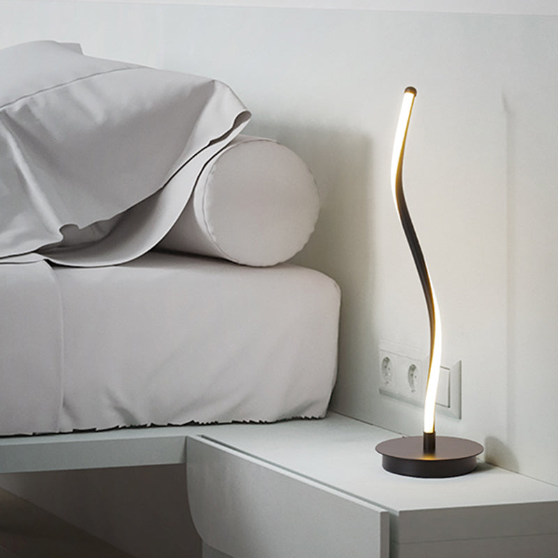 Modern Led Curved Task Light Acrylic Table Lamp In White/Black For Living Room Black