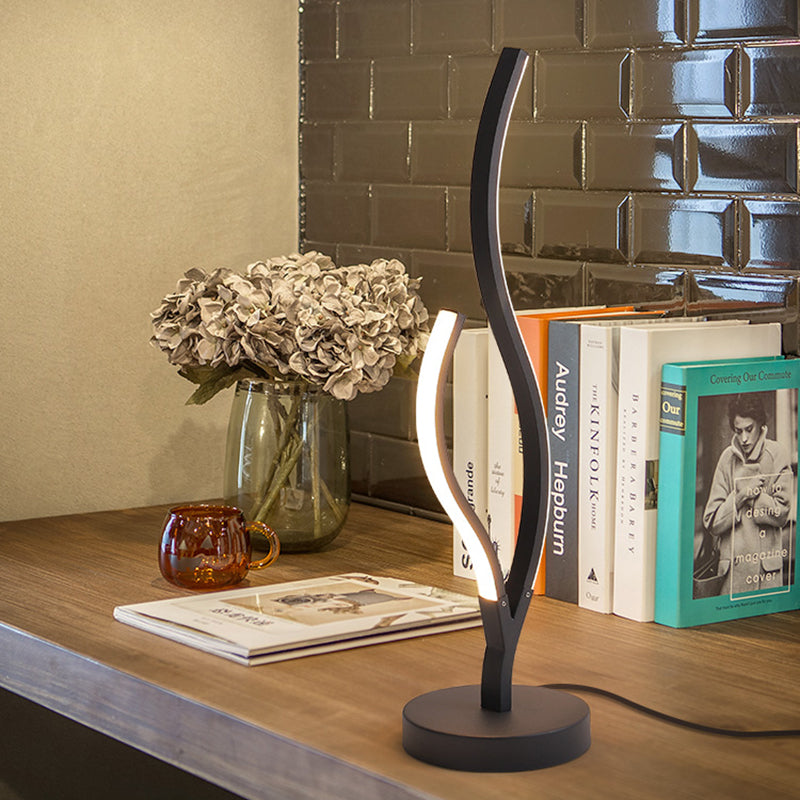 Curvy Acrylic Led Nightstand Lamp In Black/White With Metal Circle Base - Sleek Minimalist Task