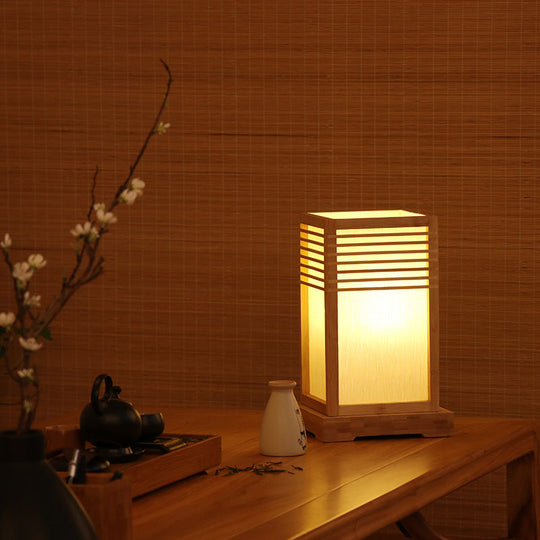 Japanese Wood Shade Desk Lamp With Beige Rectangular Design Small 1-Bulb Task Lighting