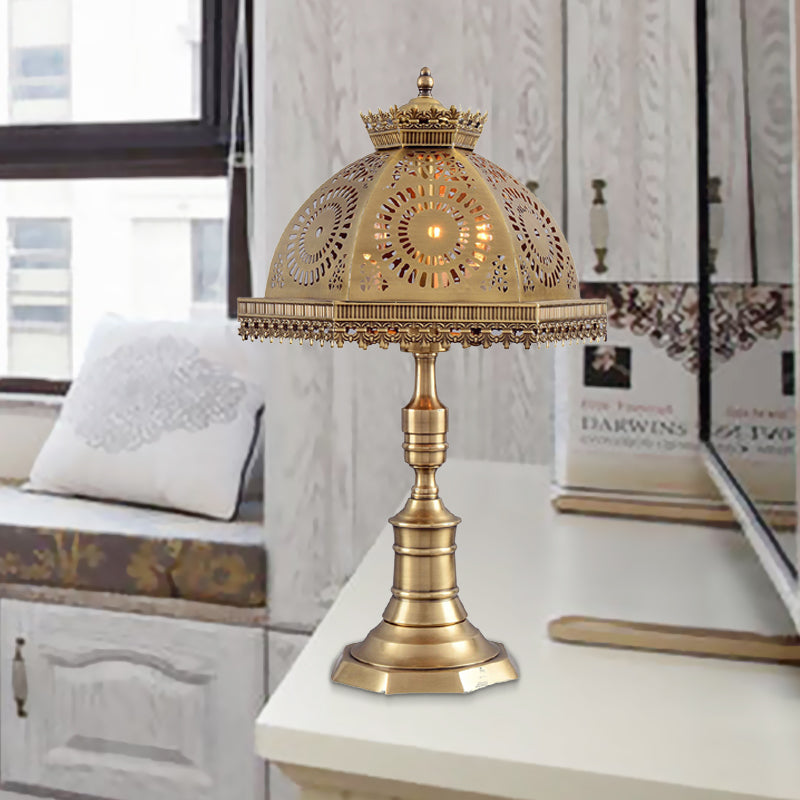 Traditional Brass Finish Dome Table Lamp With 3 Lights For Bedroom Nightstand
