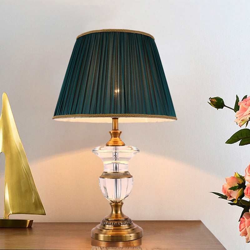 Modernist Hand-Cut Crystal Nightstand Lamp: Elegant Black Jar Shape With Reading Light