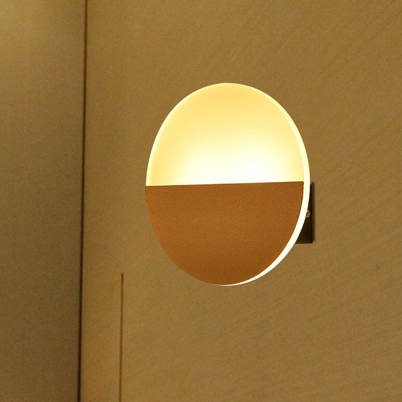 Round Acrylic Led Wall Sconce - Simplicity At Its Finest (White/Black)
