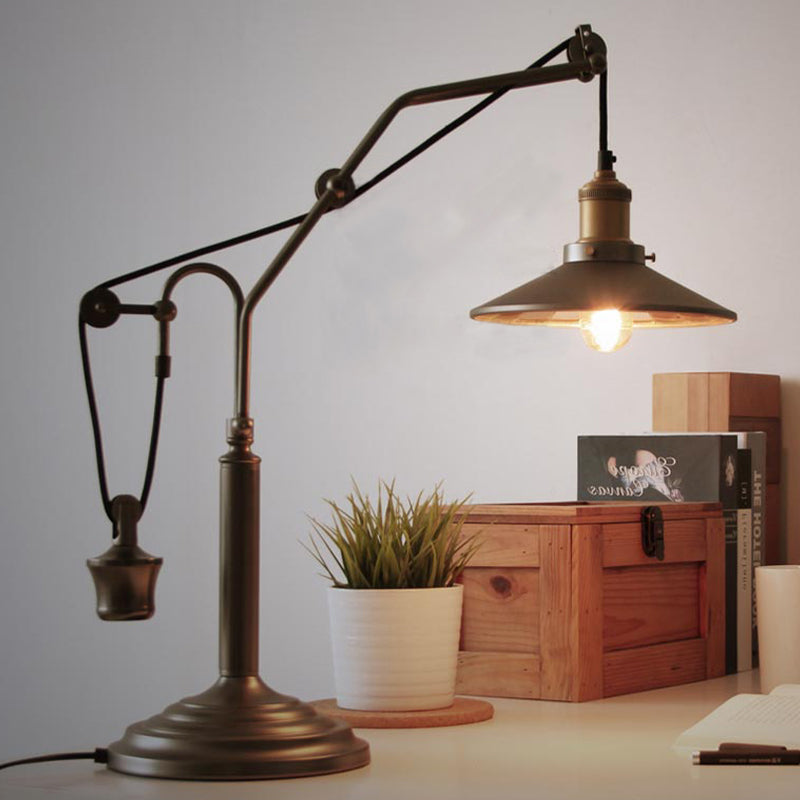 Vintage Saucer Shade Desk Light - Bronze Metal Reading Lamp For Study Room