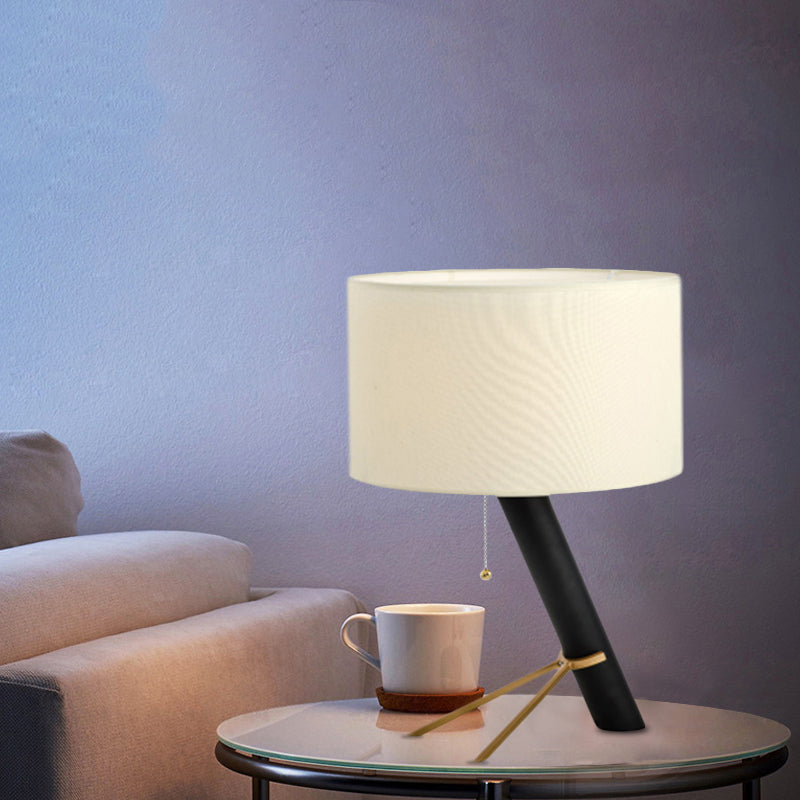 Modern White Drum Night Table Lamp With Pull Chain - Creative Fabric Desk Light (1-Bulb)