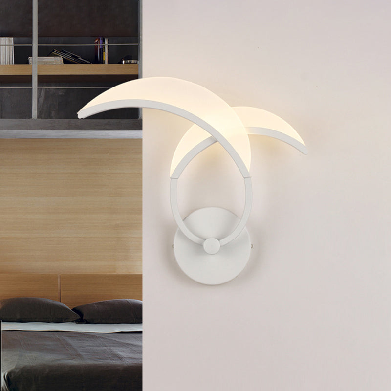 Minimalist Led Metallic Wall Sconce - White Double Curved Linear Design Warm/White Light