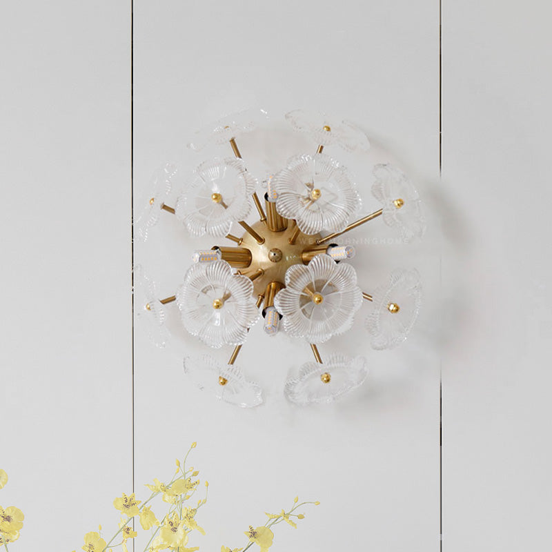 Contemporary Clear Glass Flower Wall Sconce With 4 Gold-Finished Heads Gold