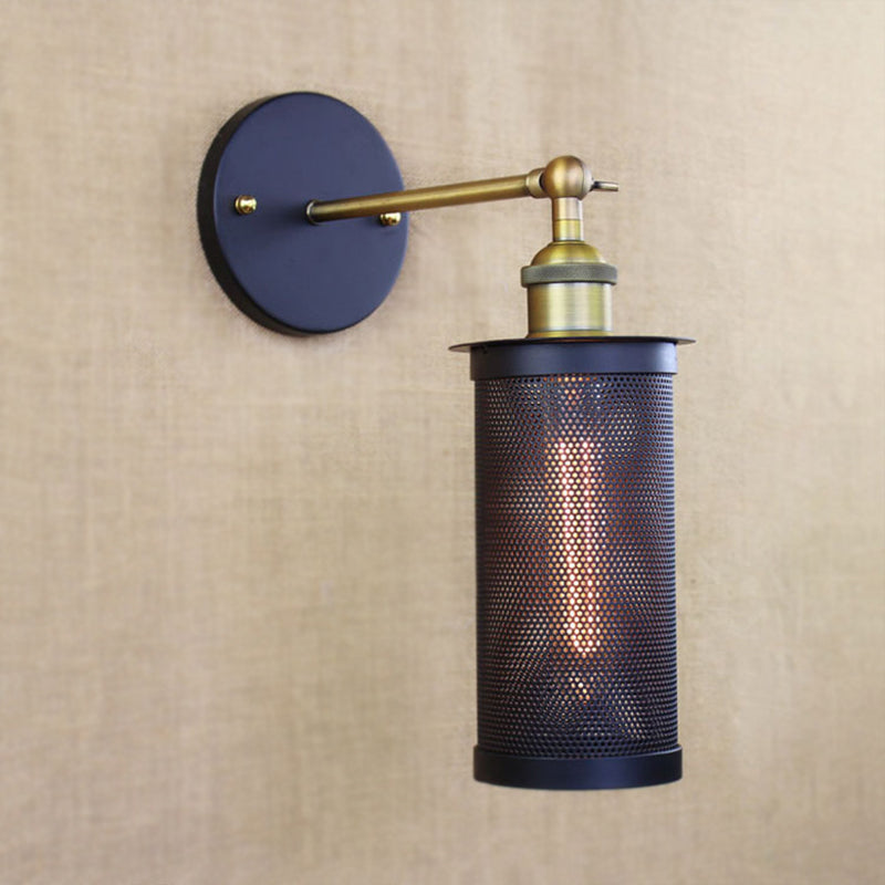 Farmhouse Mesh Metal Shade Wall Sconce In Black/Brass- 1 Light Corridor Lamp