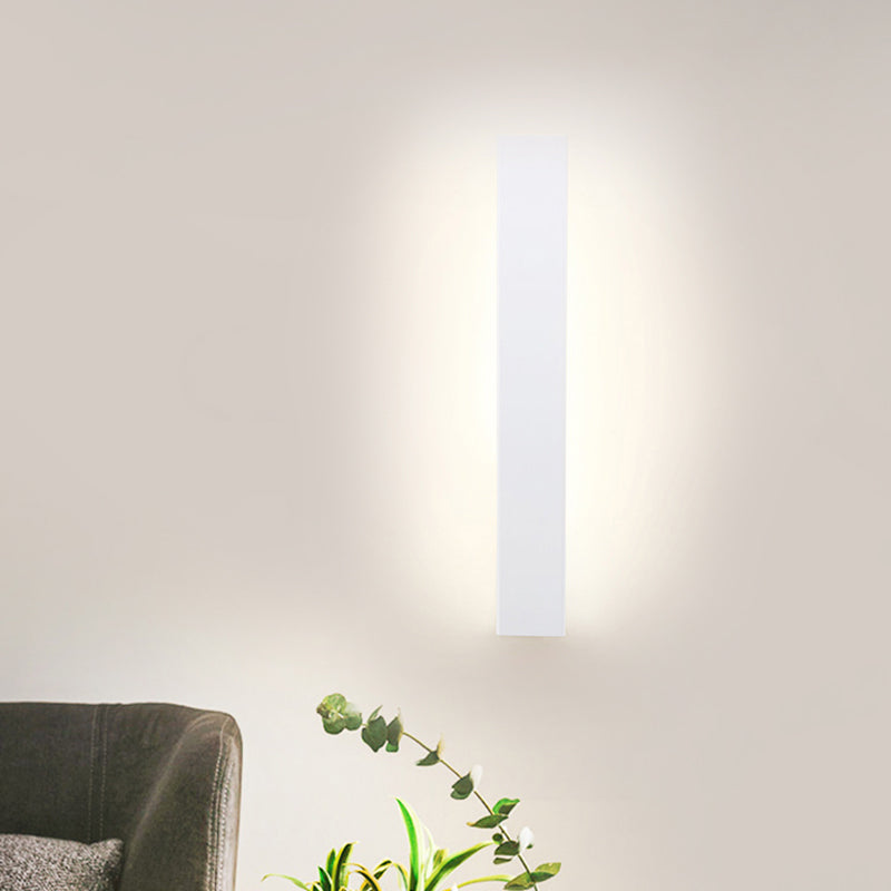 Sleek Led Wall Lighting: Aluminum Shade Black/White Finish Sconce For Bedroom