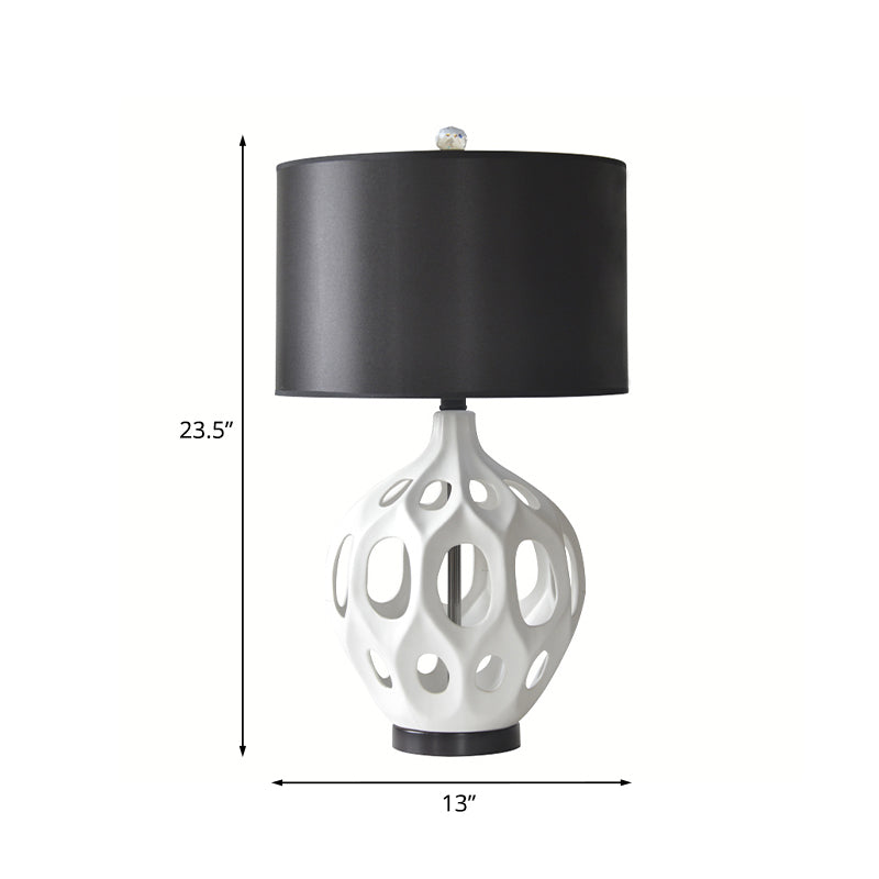 Traditional Black Finish Table Lamp With Etched Jar Base For Nightstand Lighting - One-Bulb Drum