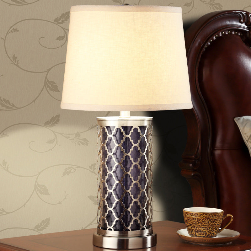 Nickel Finish Metal Table Lamp - Quatrefoil Cage Design 1-Light Nightstand Light With Fabric