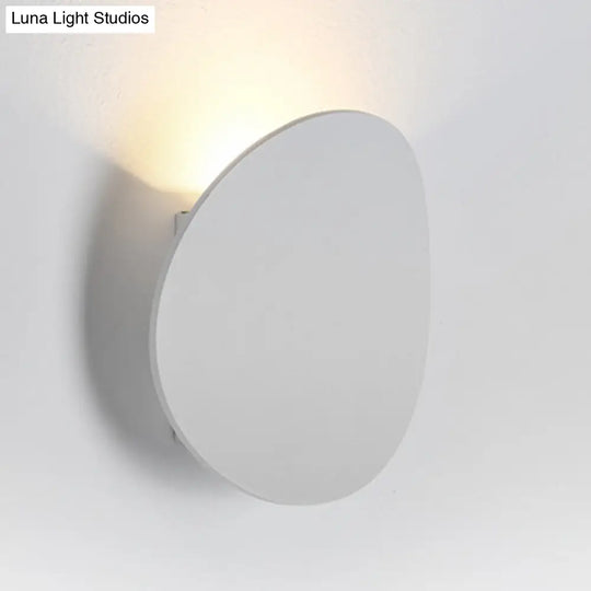 7W Led Round Wall Sconce - Modern Style Bedroom Lighting