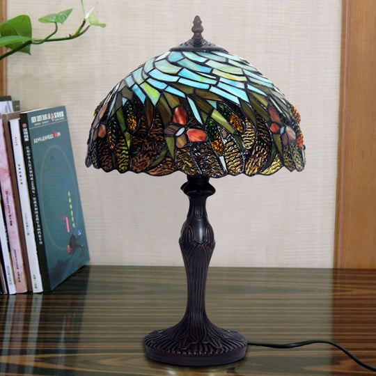 Spiral Pattern Tiffany Table Lamp With Hand Cut Glass Coffee Night Light And Scallop-Trim