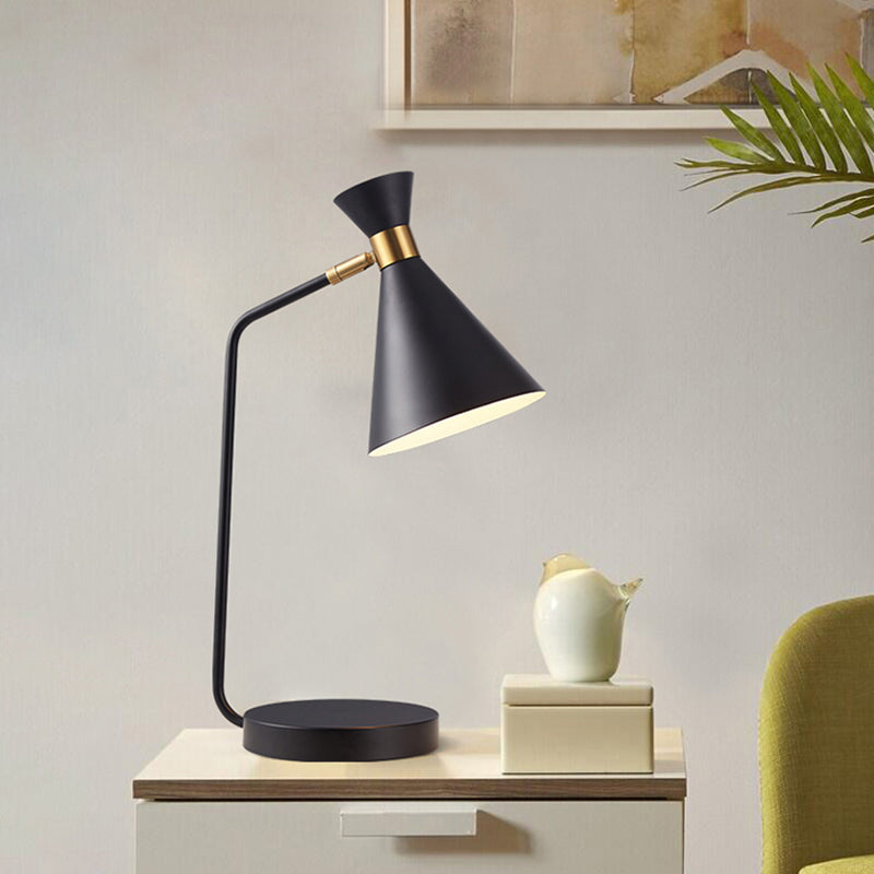 Minimalist Flared Table Light - 1 Metallic Reading Lamp In White/Black Finish Black