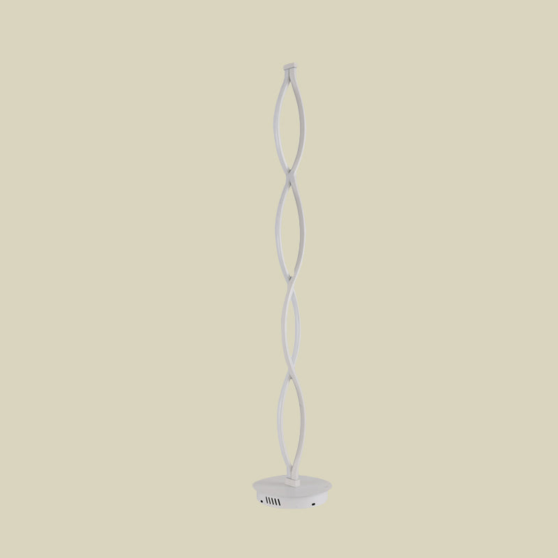 Modern Led Twisted Floor Lamp In White With Warm/White/Natural Light