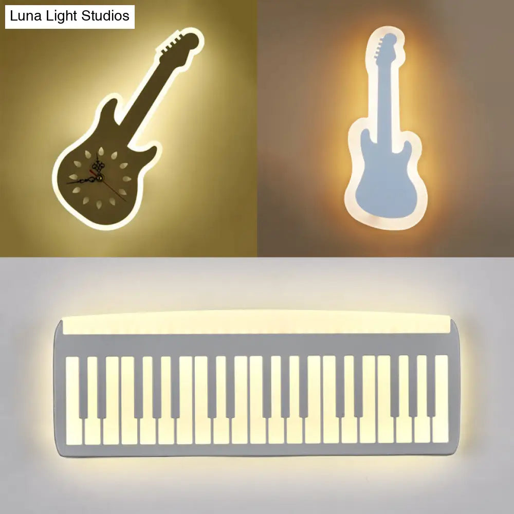 Acrylic Led Sconce Lamp With Clock: Modern Musical Instrument Design For Childs Bedroom