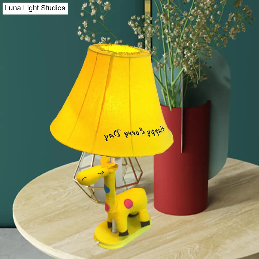 Flared Script-Print Fabric Table Night Lamp For Kids With Giraffe Base - Single-Bulb