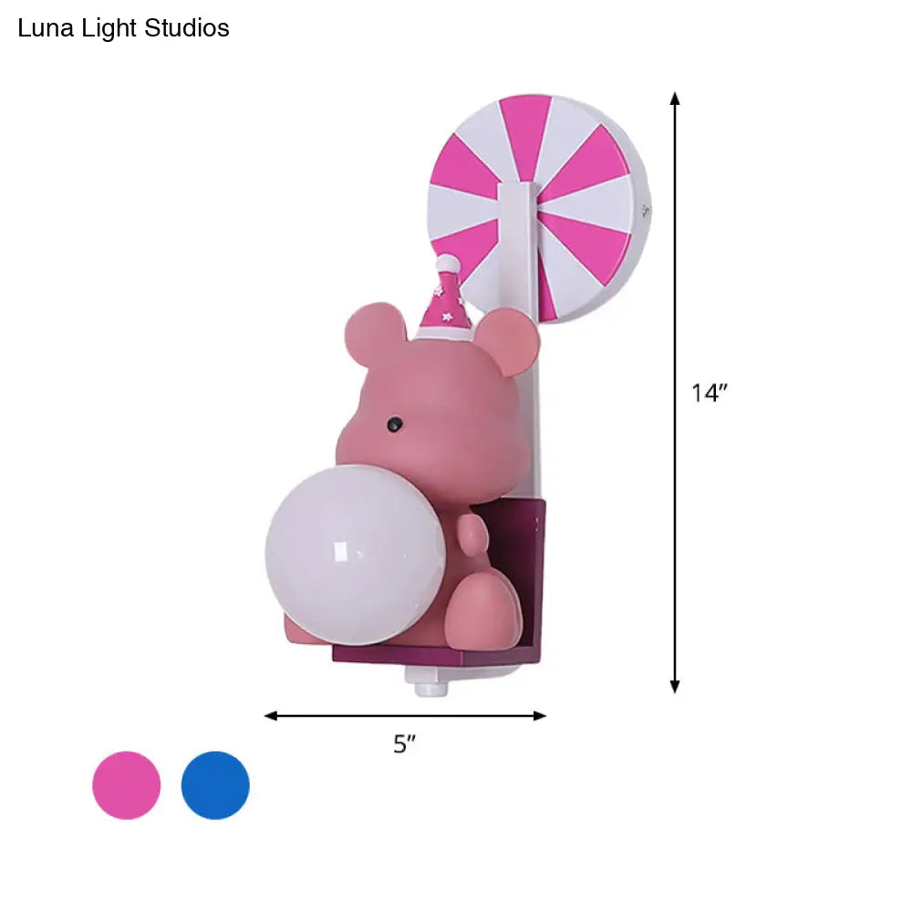 Adorable Birthday Bear Ball Wall Lamp - Cartoon Resin 1-Light Sconce Light